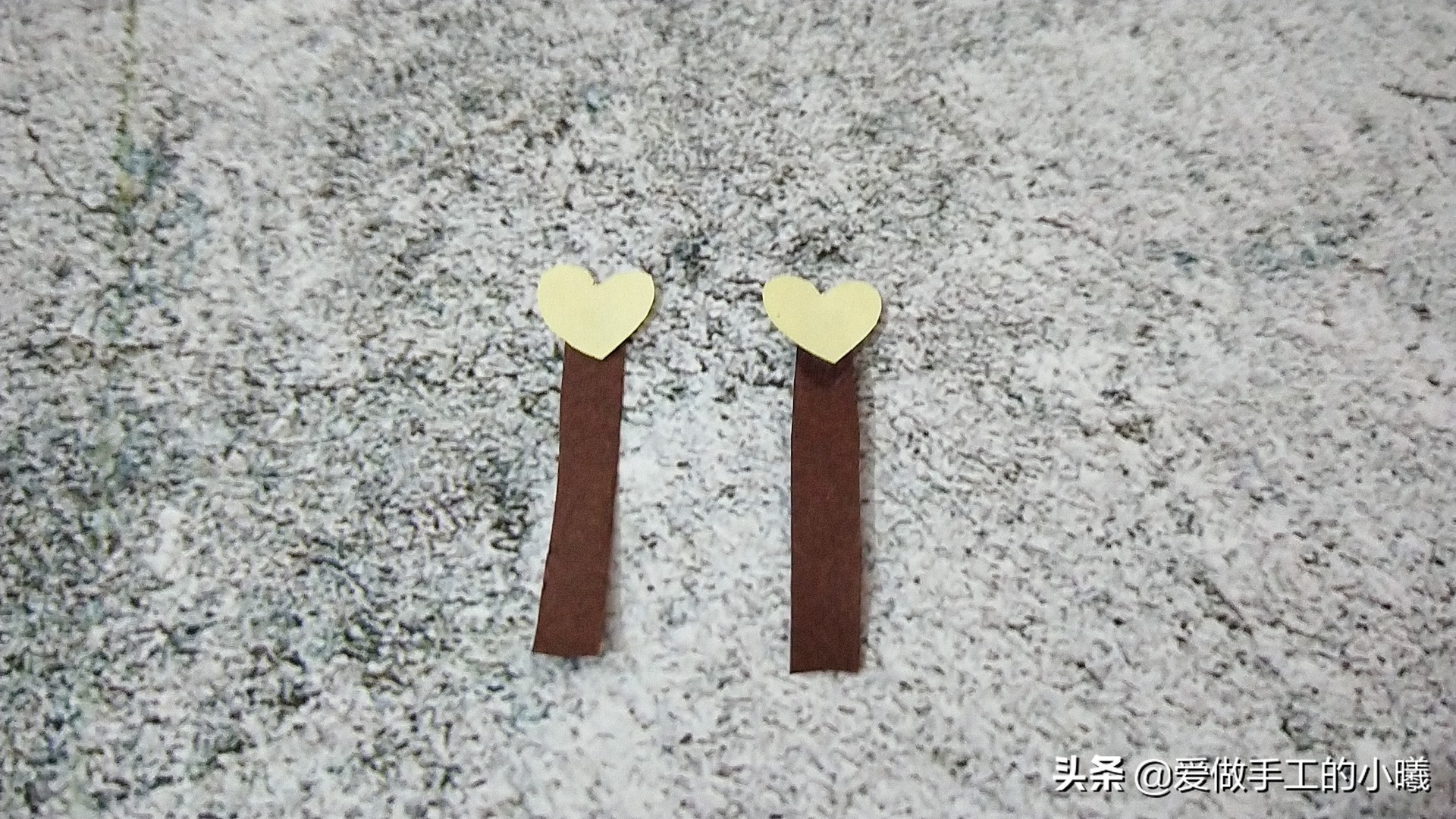 儿童趣味手工，可爱小蜜蜂拼贴画，简单好看快来试试