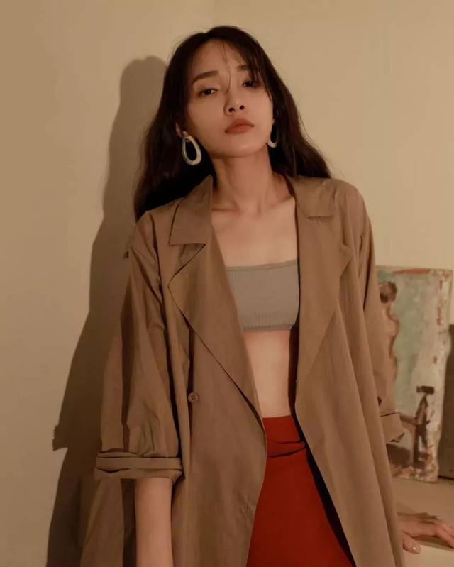 林映唯日常穿搭时髦漂亮 网友们觉得她颜值如何可评论关注转发分享