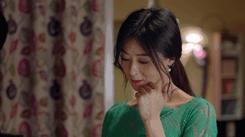 同样演农村姑娘，把赵丽颖、童瑶和热依扎放在一起，就看出差距了