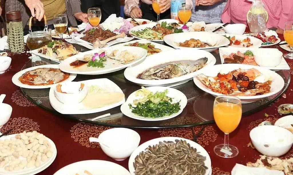 印度粮食产量仅中国一半，百万儿童饿死，为何还能成粮食出口大国