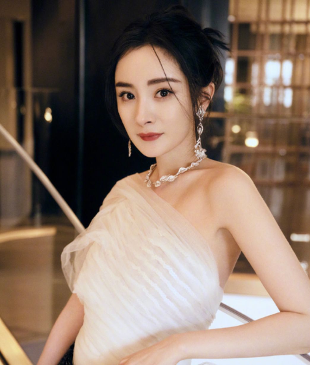 黄金项链价格图片女款真正贵气的女人