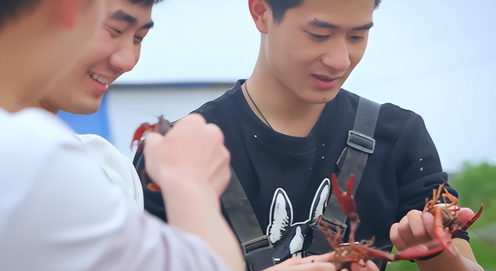 在殡葬专业上课，每天认真学习如何把人送走