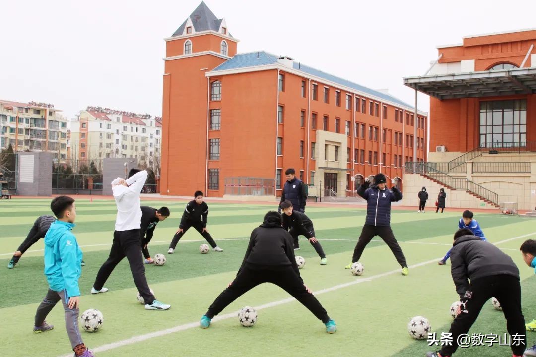 萊西市濟(jì)南路中學(xué)“三讓”系列活動(dòng)(圖23) 萊西市濟(jì)南路中學(xué)“三讓”系列活動(dòng)(圖23)