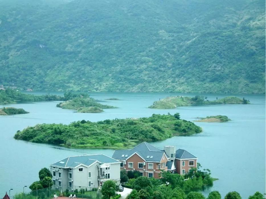 国内十大绝美岛屿，堪比夏威夷跟巴厘岛，带上攻略出发