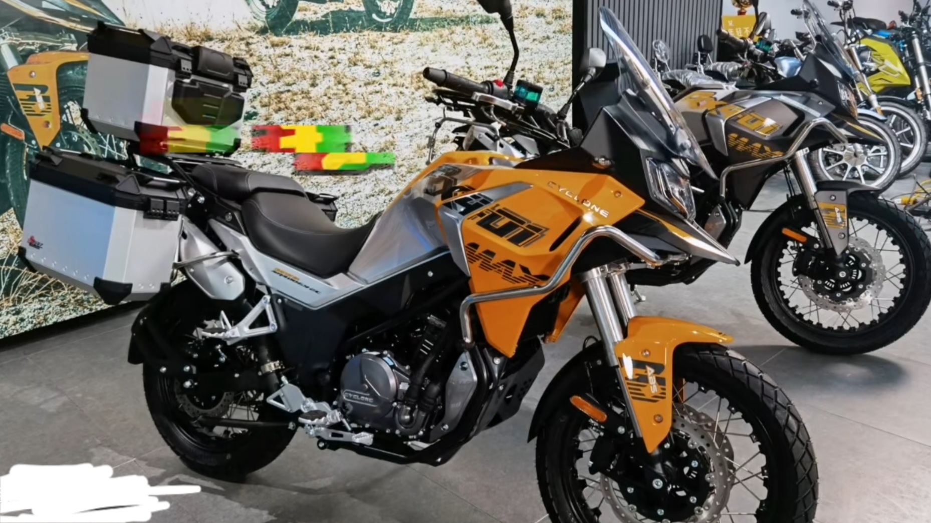 同级别的拉力车,凯越400x与宗申rx401如何选?