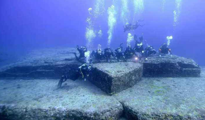 F35��һ��׹�������������Ϻ���������Ŀ�ģ�120���㹻�ɺܶ�����