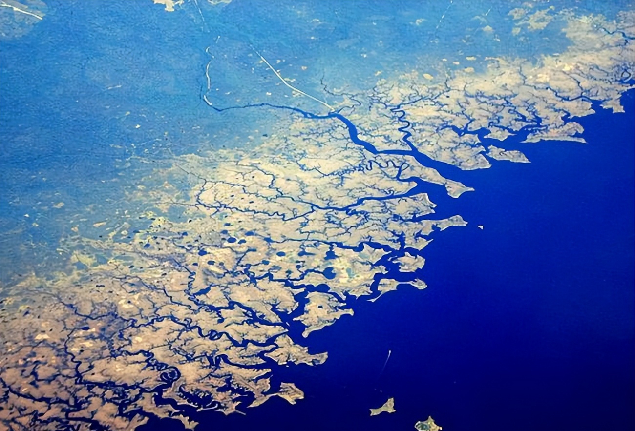 有没有可能这个世界乃至整个宇宙已经轮回了无数次？