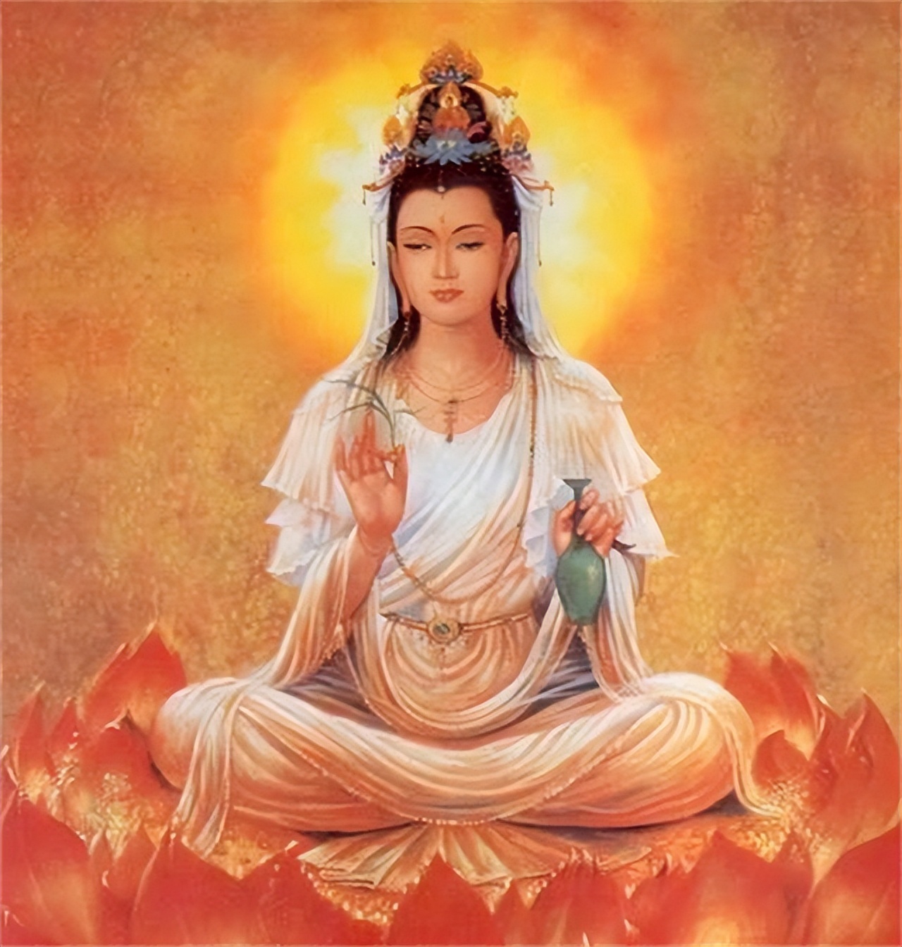 有这么一个民间传说,说观音菩萨本来是有机会晋升成佛的.