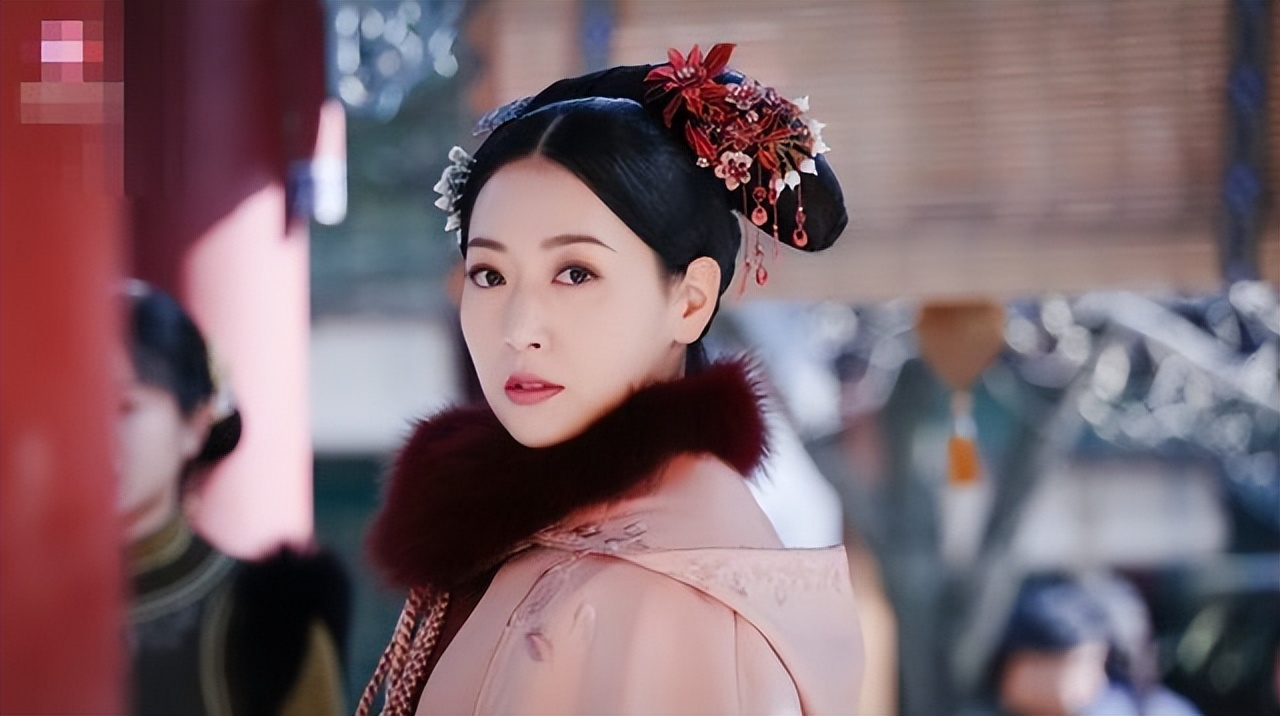 “呲牙咧嘴”别演回眸笑！有人回头一眼万年，有人我想给她按回去