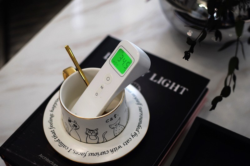 数据记忆存储 LCD大屏 爱奥乐额温枪