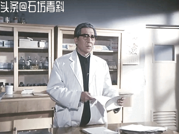 康泰用生命在演戏，到部队体验生活读烈士的诗句，妻子形象成谜