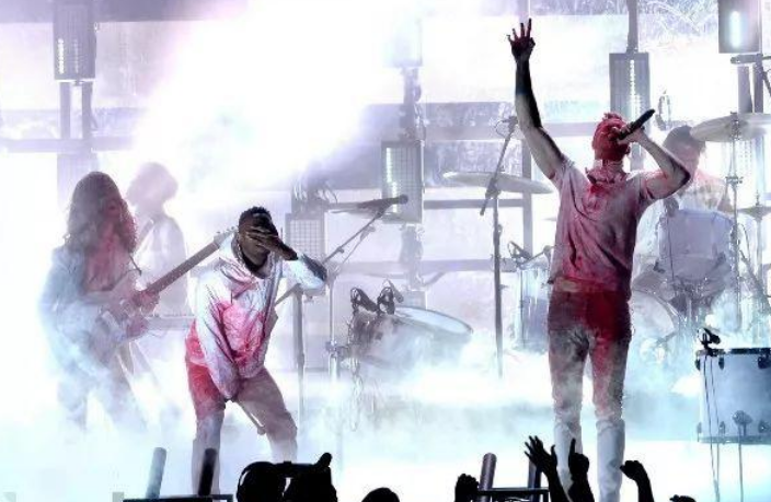 梦龙乐队：行走的CD机，因lol主题曲再次爆火，全网公认最燃乐队