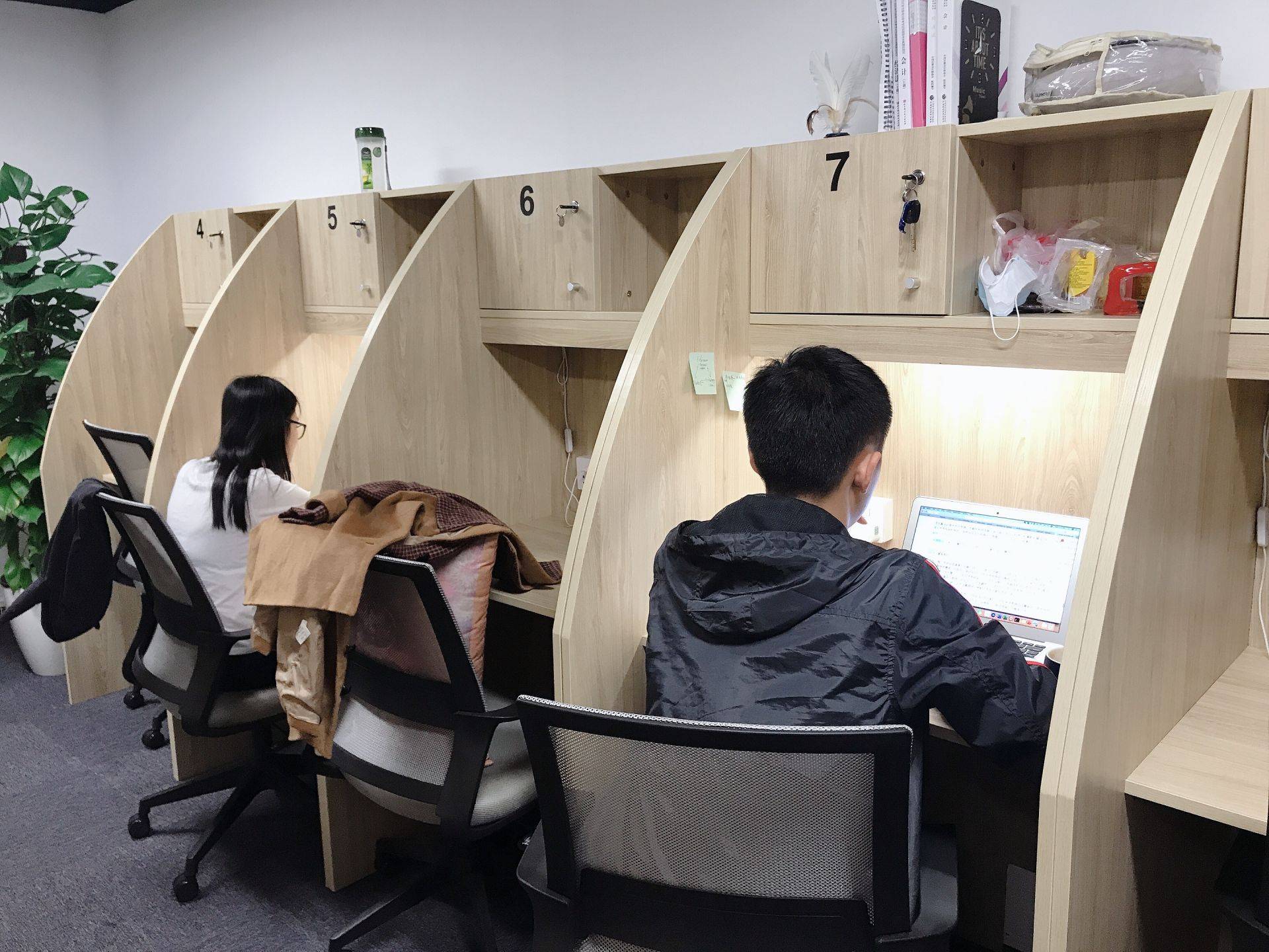 本科差，一定要考研，哪怕只考个“双非”大学