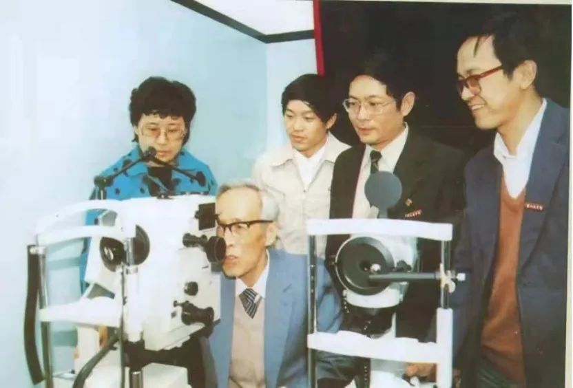 温州医科大学瞿佳教授：“只有当一回‘盲人’，才会真正体会到看不见的痛苦”