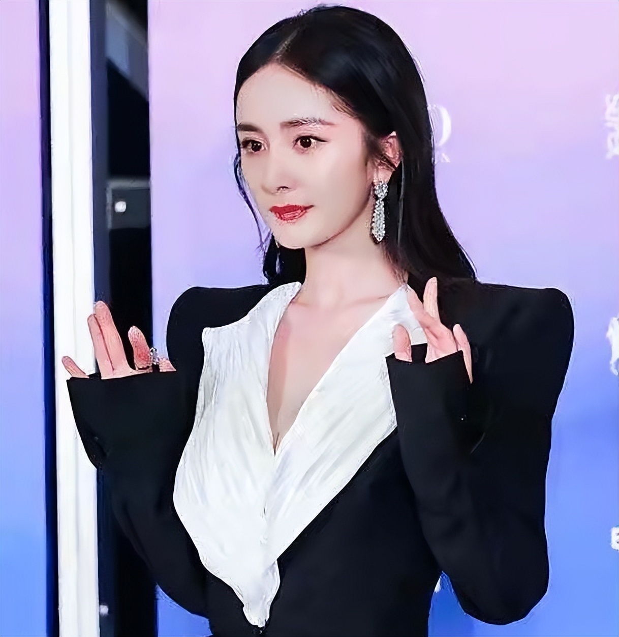 10位中年女明星生图大曝光，人间真实！谁冻龄谁老了一目了然