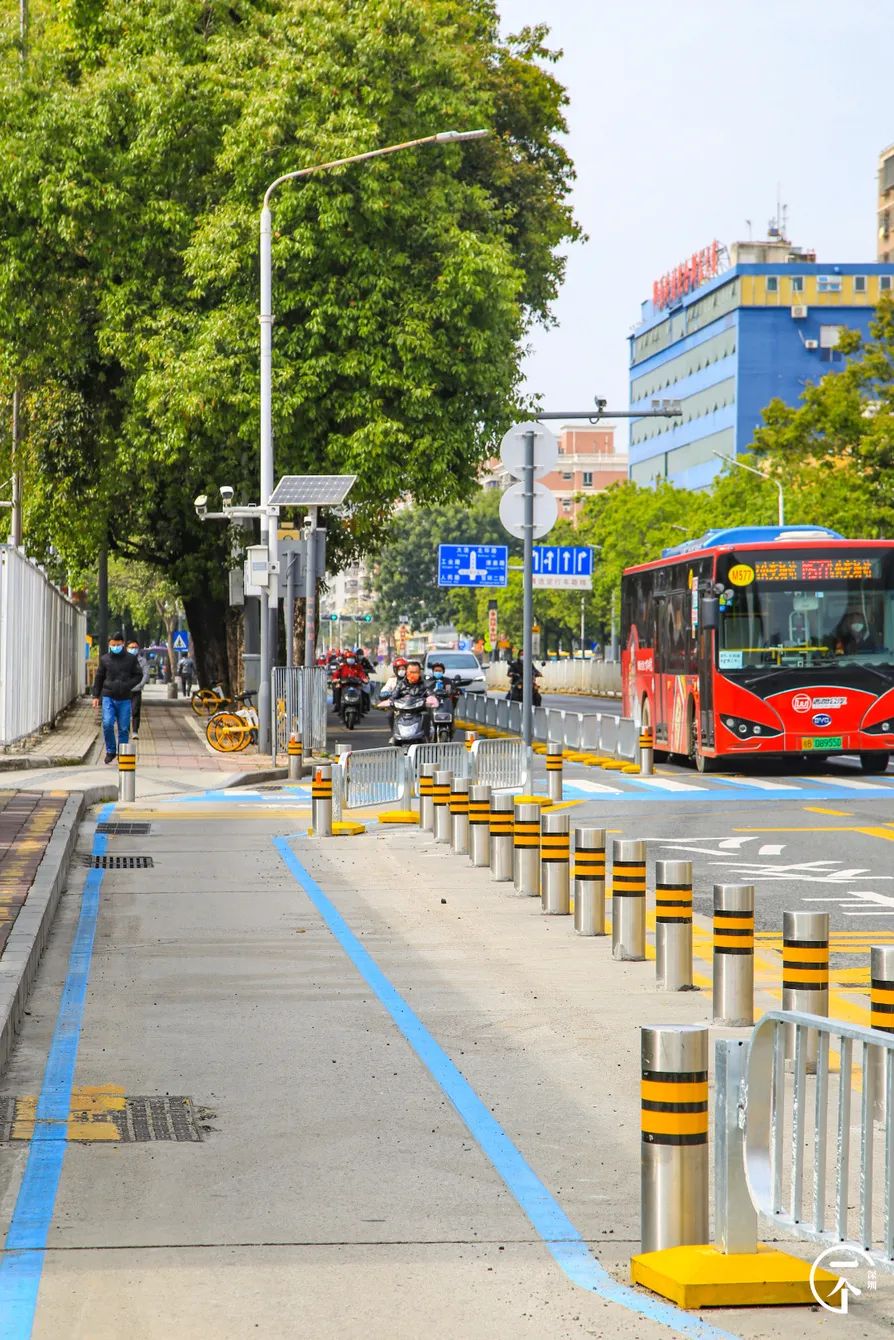 我在深圳富士康打工，月入5k，住30元旅館