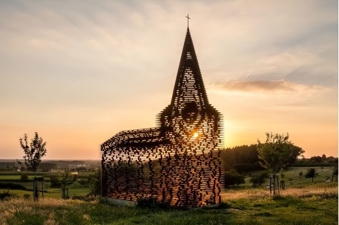 世界十大丑建筑(全球十大奇葩建筑!