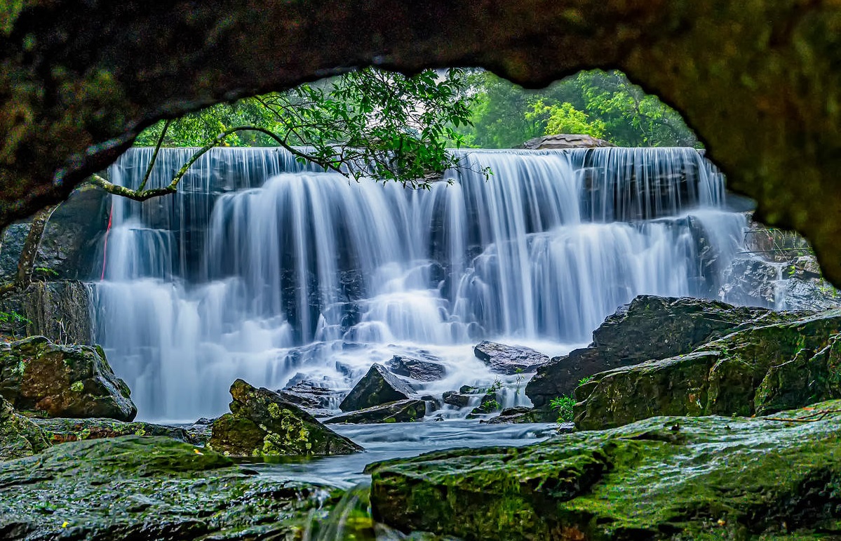 钦州八寨沟风景区图片