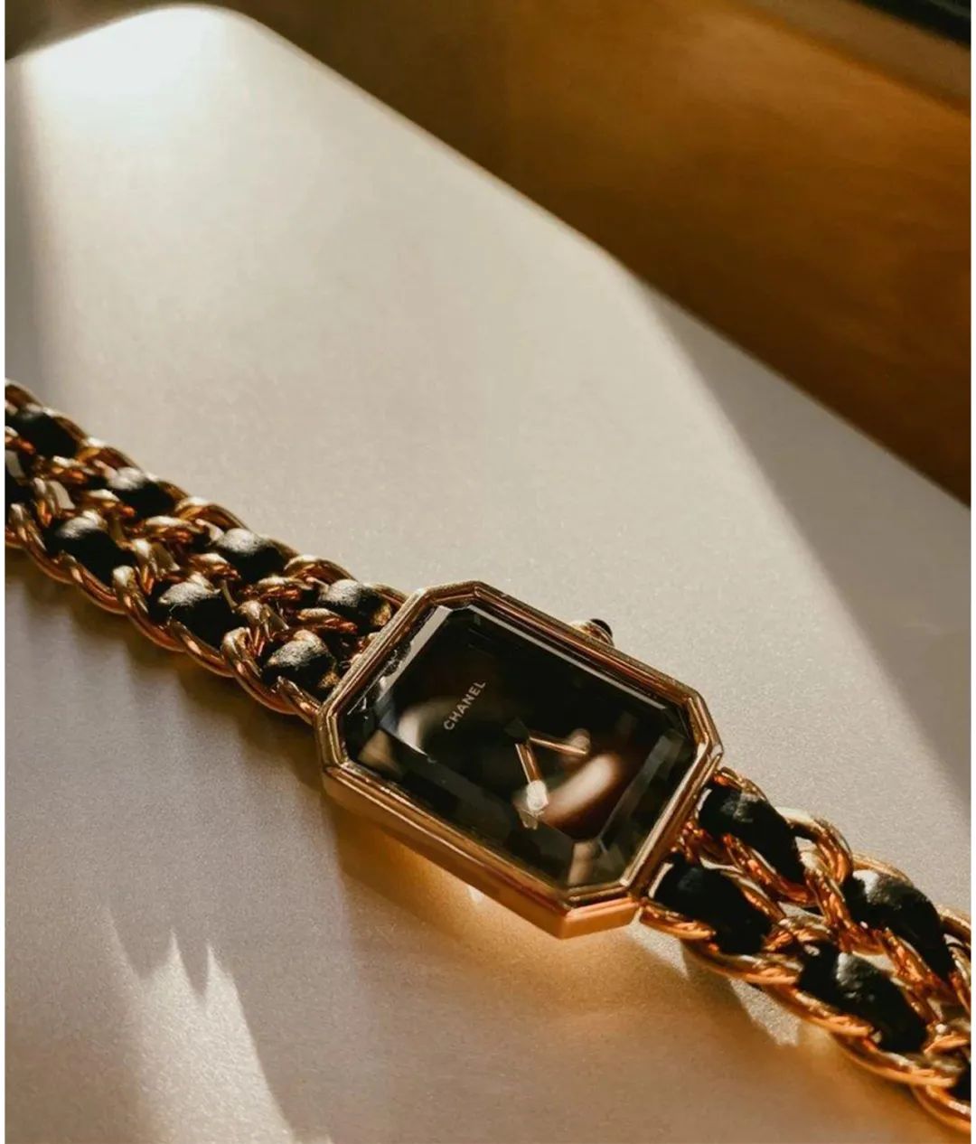 懂表的人都在抢这块Chanel