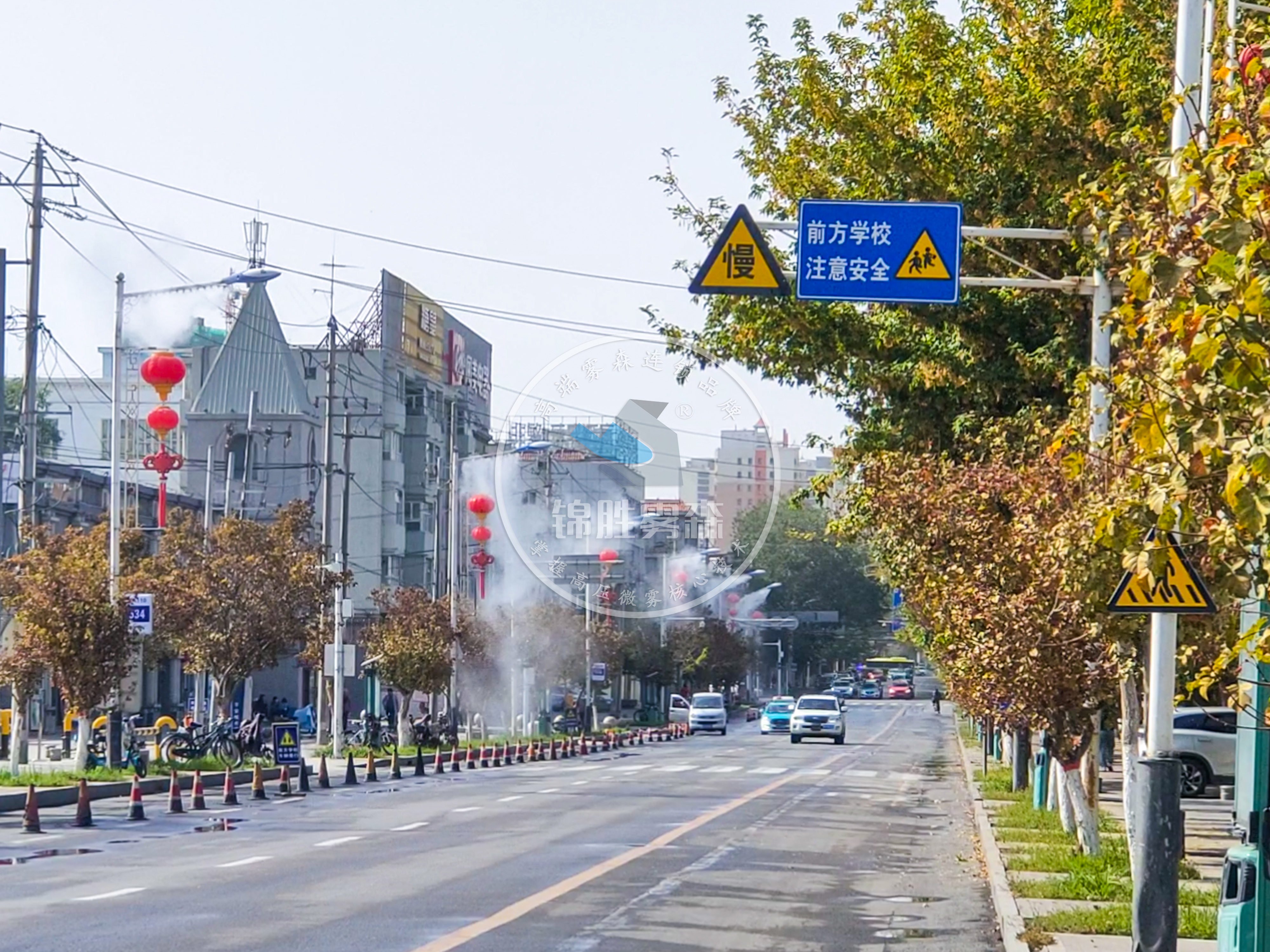 道路旁的灯杆除尘喷雾是怎样祛除PM2.5降低雾霾净化城市空气的？