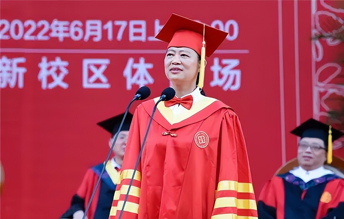 她是中南大学首位女校长，让铁路在青藏高原“逆风前行”