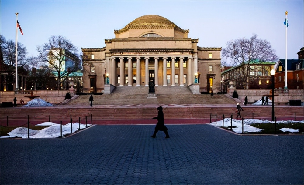 美国留学,哥伦比亚大学为纽约市最优秀的大学,其知名校友包括美国总统