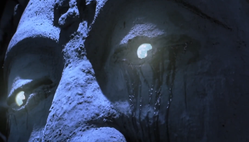 成龙意外受伤，钱小豪获得机遇，拍了部动作大片，影响了一个时代