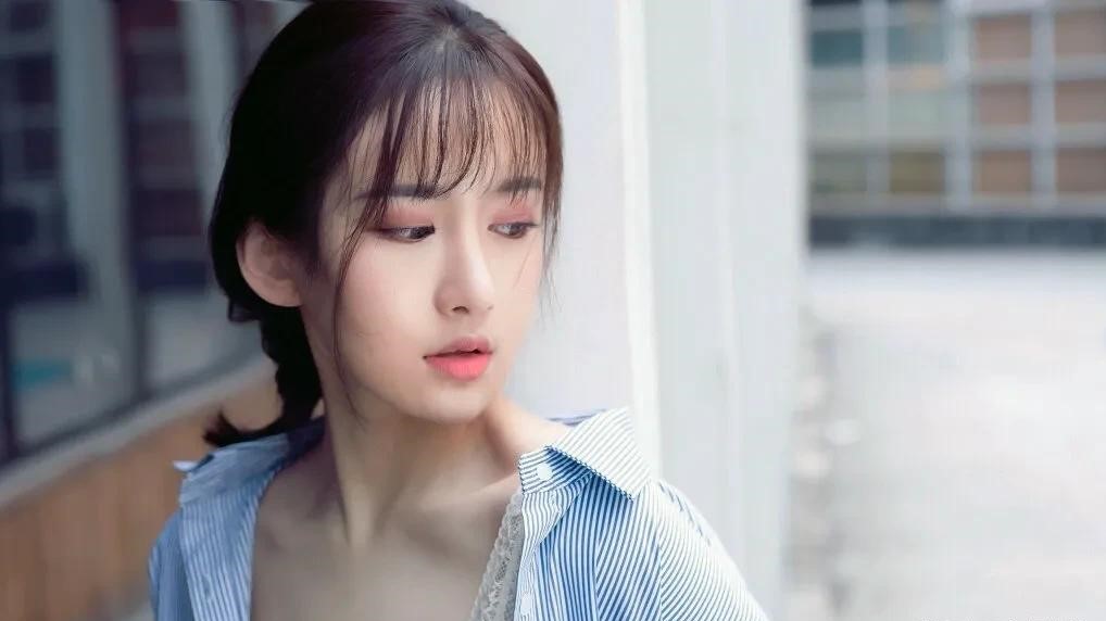 和刚认识女生聊天，三个幽默开场白，把她聊到心动