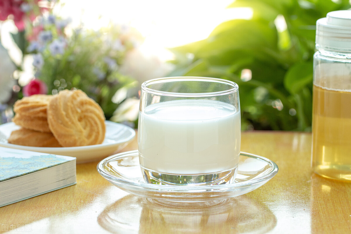 每天坚持喝一杯牛奶，对身体好吗？答案来了