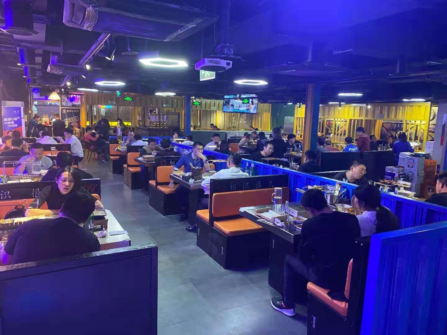 自助无烟烧烤店门头装修设计，省钱又吸睛