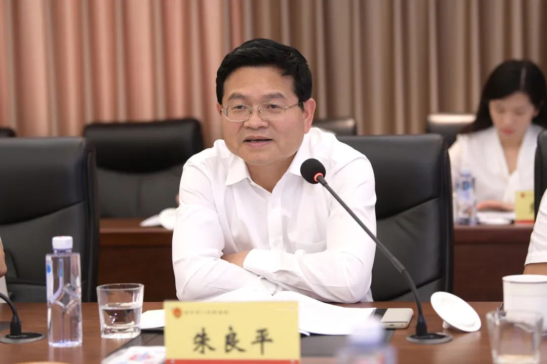 朱良平检察长率市检察院领导班子成员调研指导宜兴检察工作