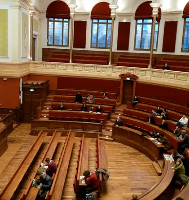 “我想写出世界名著！”——那去法国吧