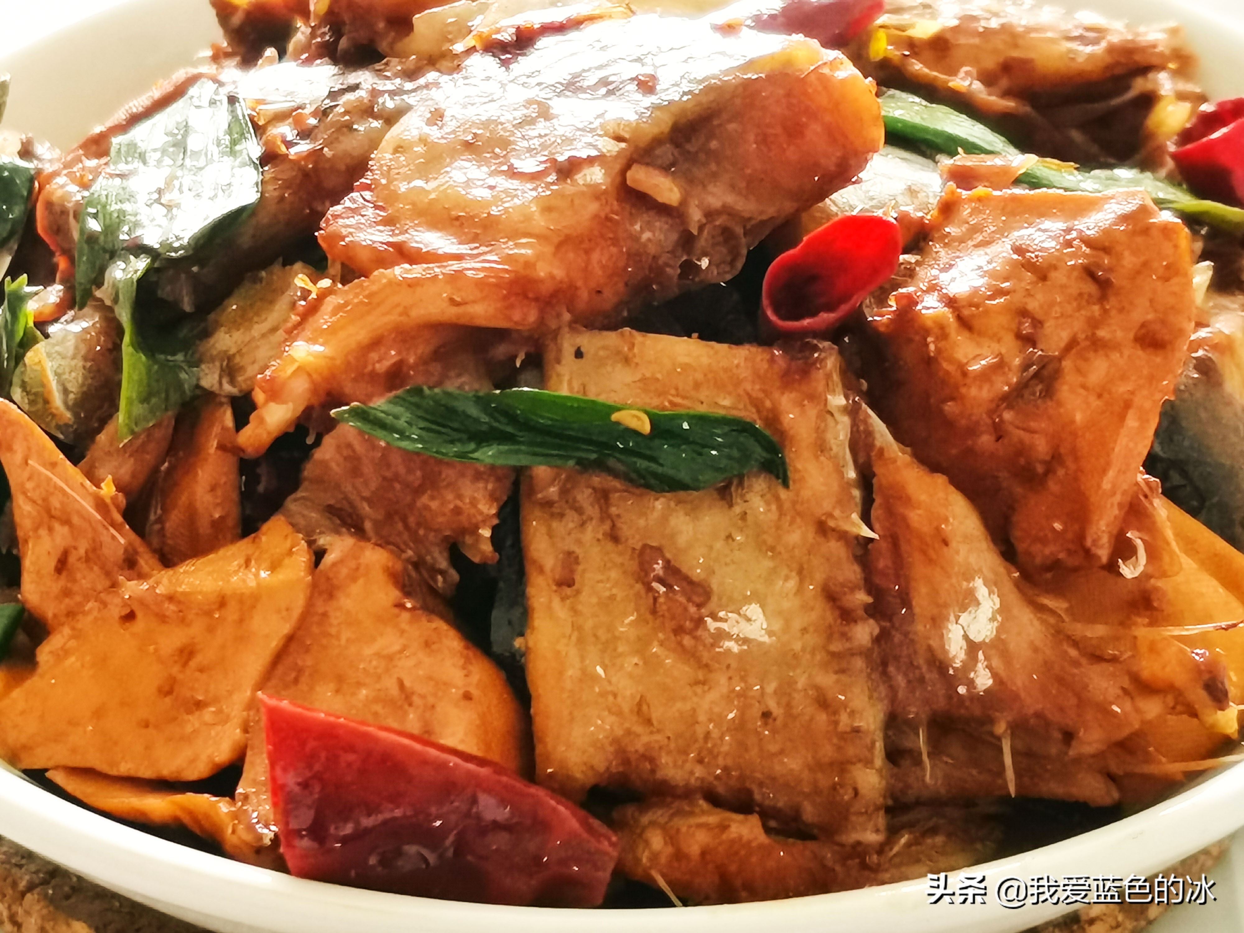 咸鱼烧肉怎么做好吃做一碗乡土风味的咸鱼烧肉