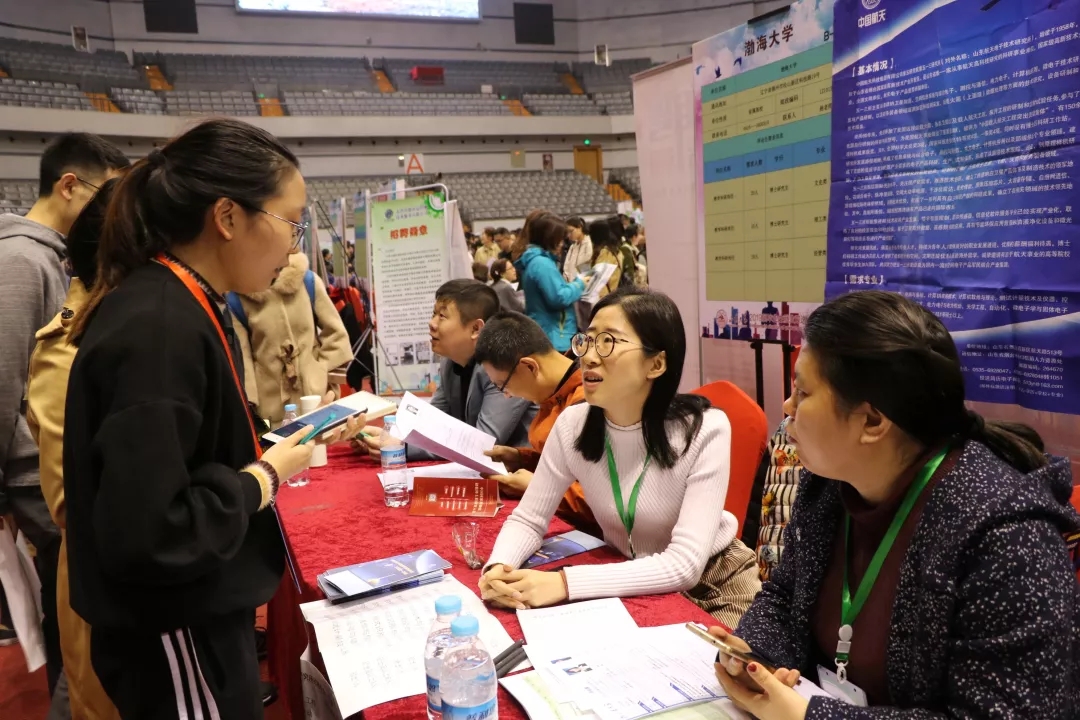 我国“供不应求”的5个专业，企业给30万年薪，还抢不到毕业生