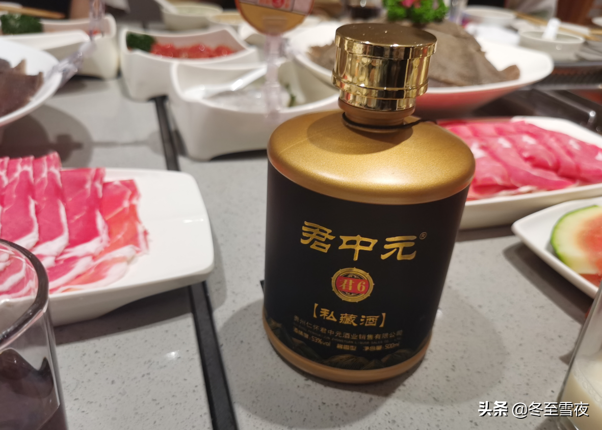 三伏天喝酒要注意什么？行家：務必牢記“2量”，正確喝酒好處多