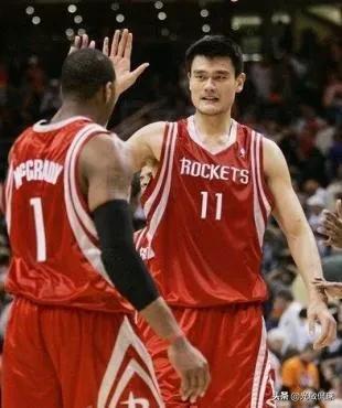 为什么nba中锋不想对线姚明(姚明当年在NBA属于什么水平？)