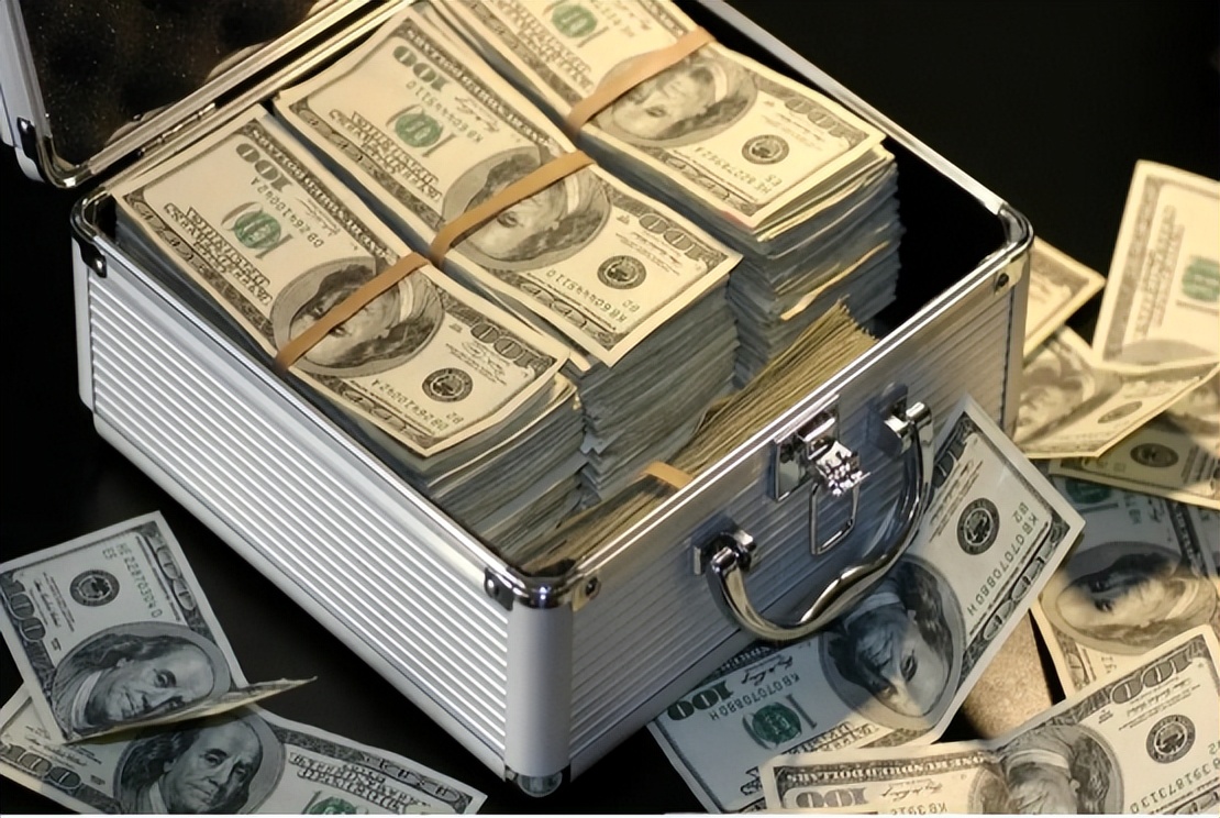 一吨人民币,一吨美金,一吨黄金,哪个最有价值?3选1你选哪个?