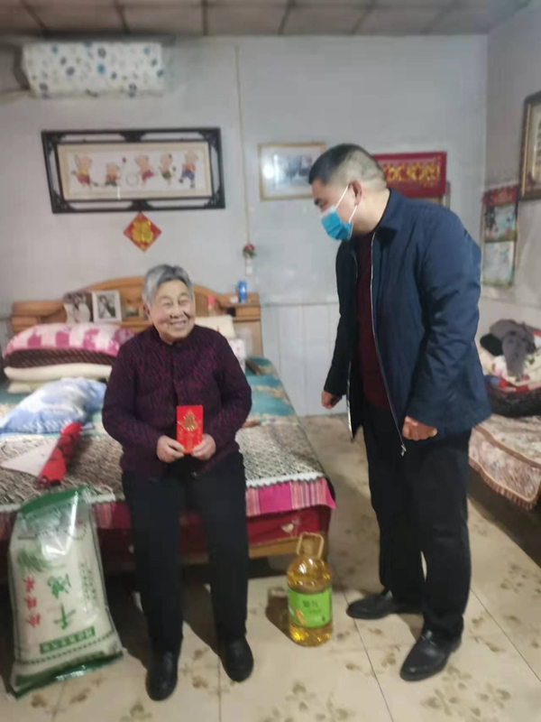 邢台第十五届人大代表、沙河市下解村书记、村委会主任任进生