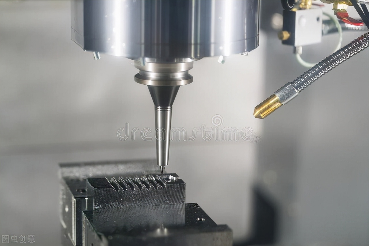 如何在五金冲压与 CNC 加工之间做出正确选择