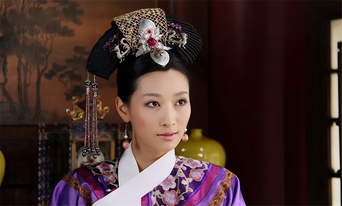 甄嬛传：为扳倒安陵容甄嬛选择了最残忍的方式，不止因为眉庄之死