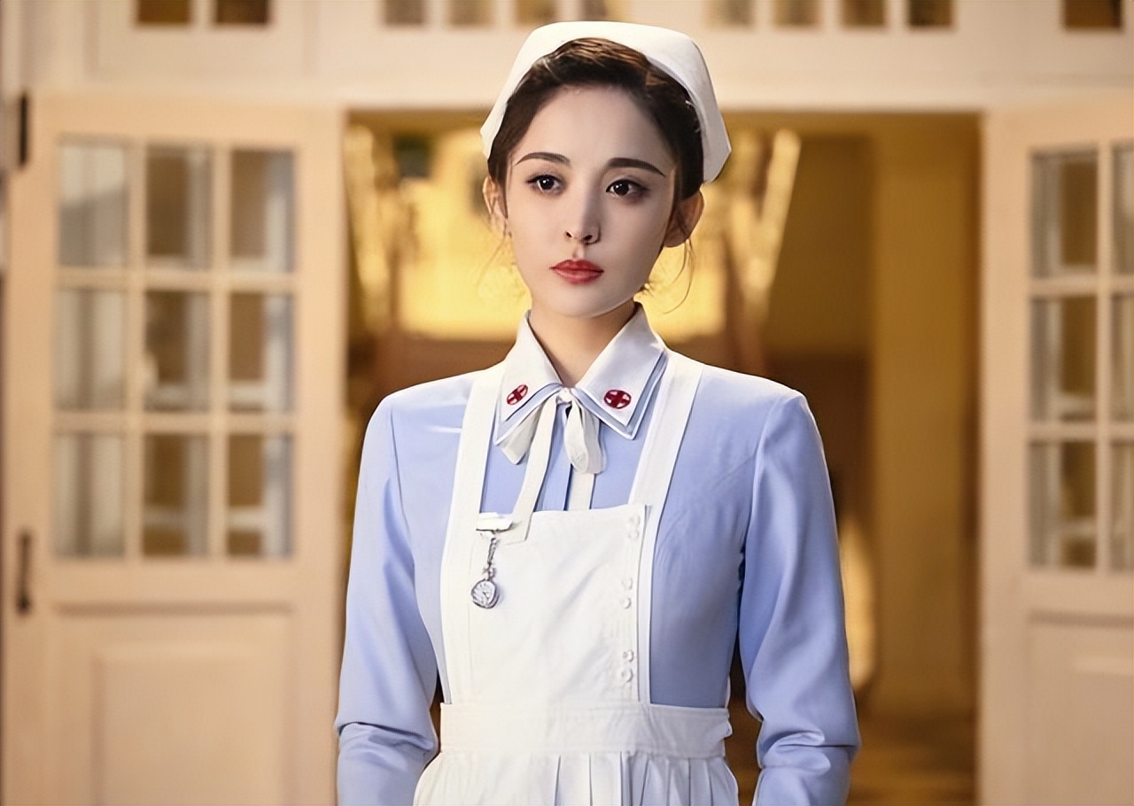 同样是演护士，把朱茵，张柏芝，赵丽颖放在一起，差别就出来了