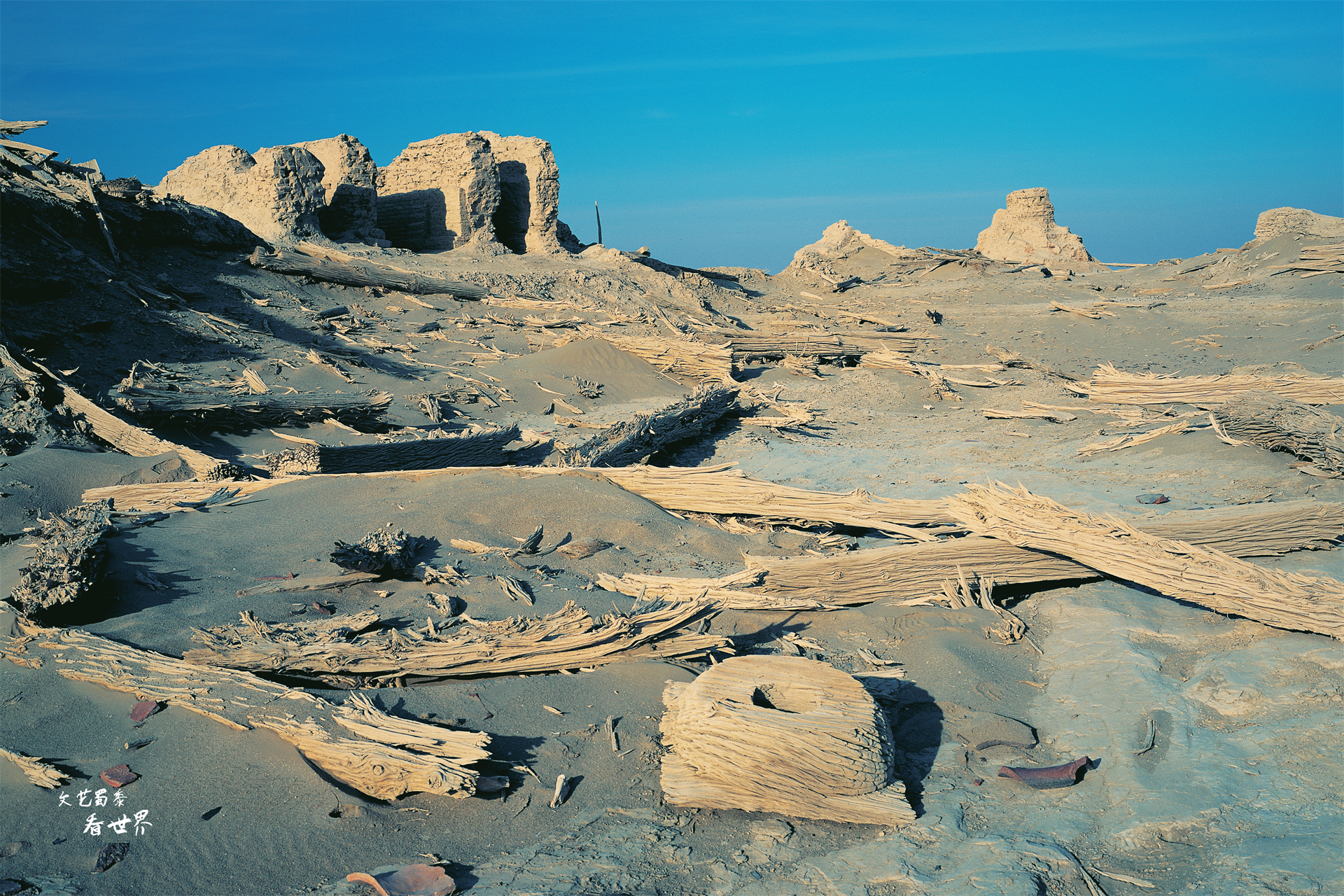 楼兰古城新疆楼兰古城