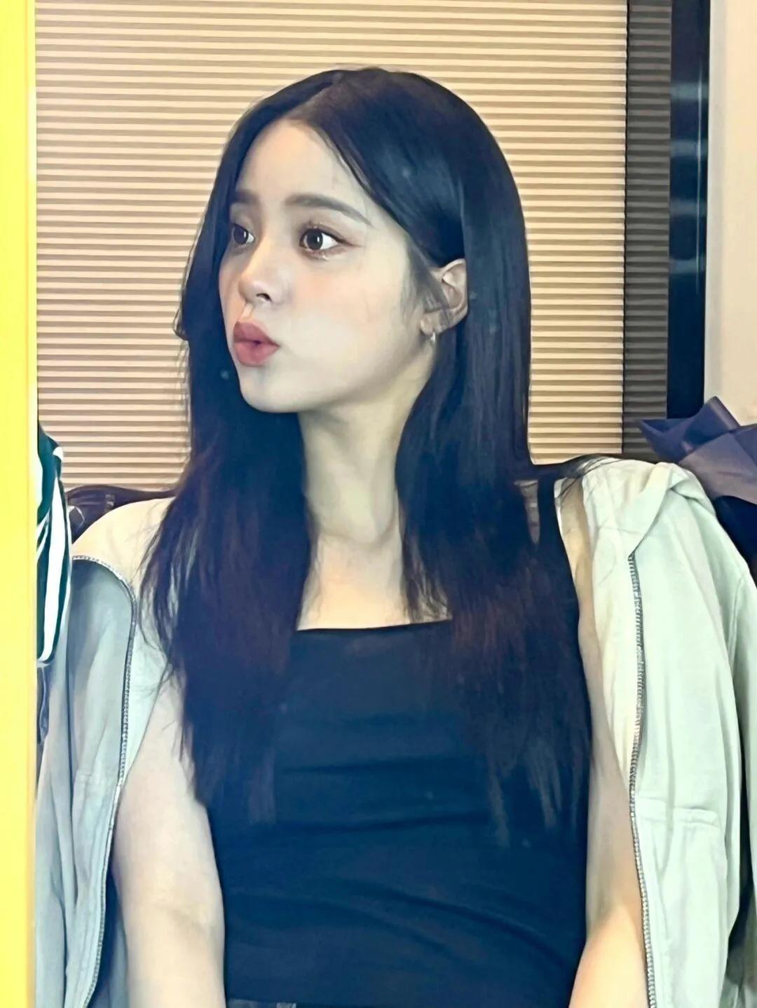 欧阳娜娜真美，越来越有女人味