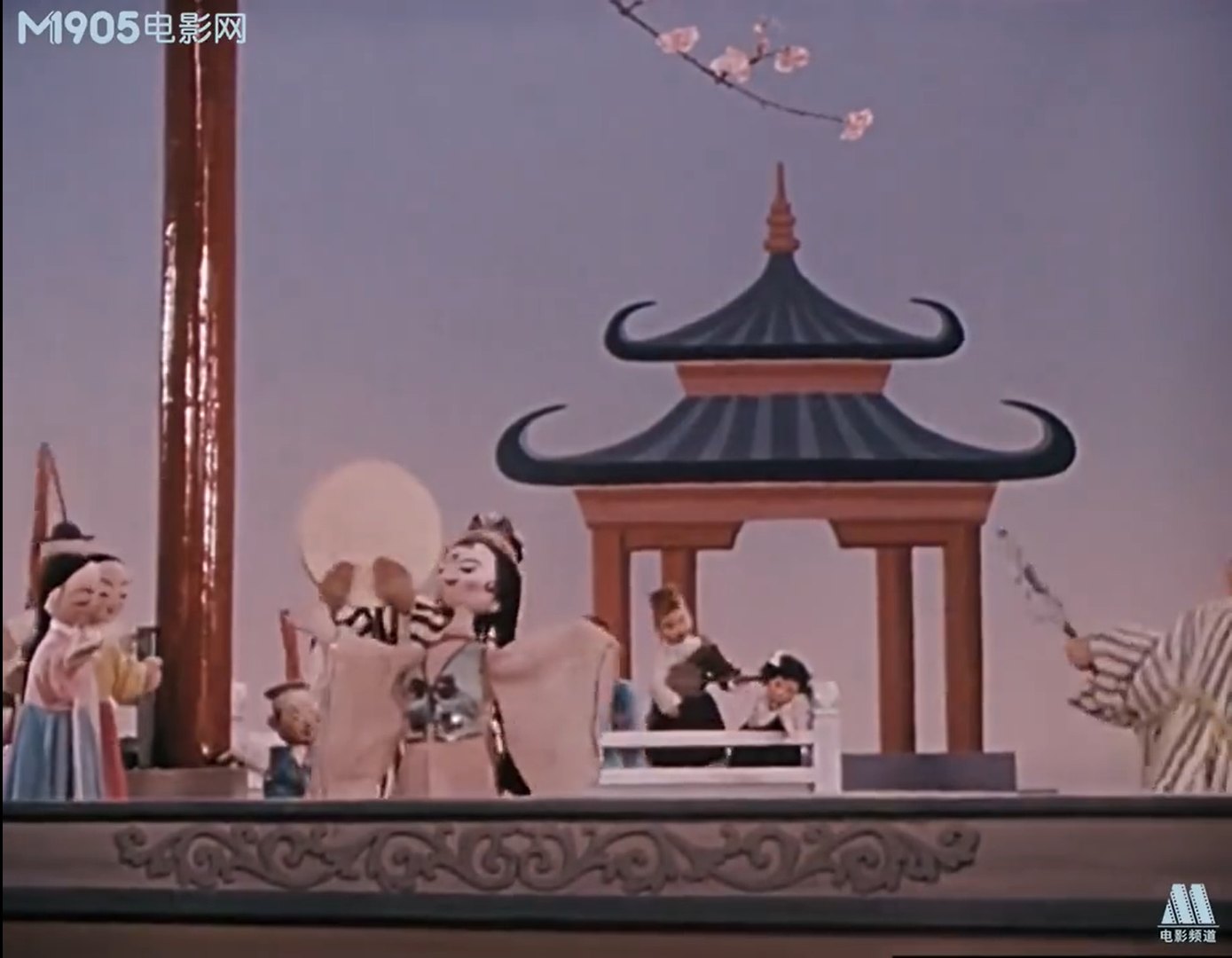 奇思妙想，童趣十足，1964年的木偶电影《小铃铛》真精彩