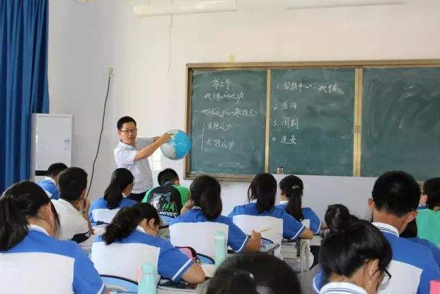 师范类4个“含金量”高的专业，人才稀缺，毕业就是“铁饭碗”