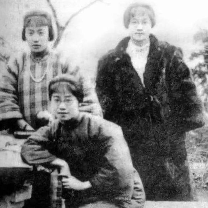 为娶37岁妻子，67岁熊希龄，剃掉20cm长的胡须，老夫少妻也很幸福