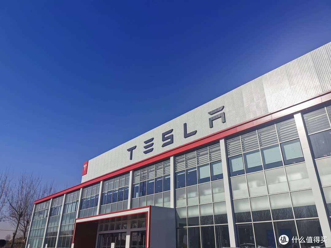 订车后连涨三次价的特斯拉Model Y Performance 高性能版提车记