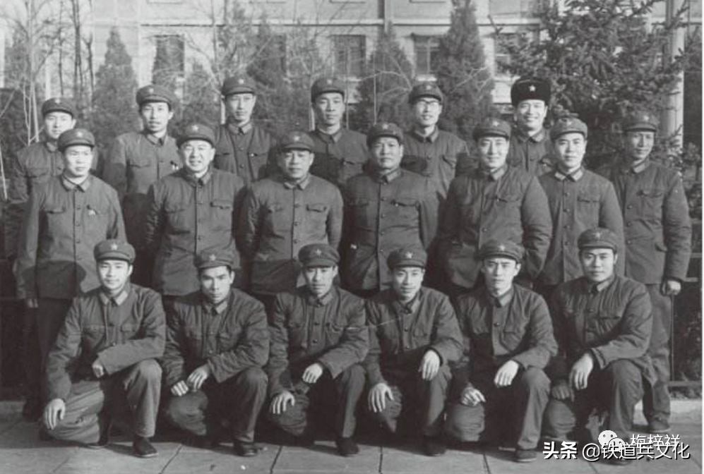第一张铁道兵报：《铁军》（1948年10月15日）原创 梅梓祥