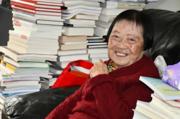 北大教授的“豪宅”，打脸多少放纵成瘾的年轻人，大学生该清醒了