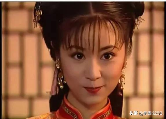 年轻时的林心如，灵气逼人，像画里走出来一样